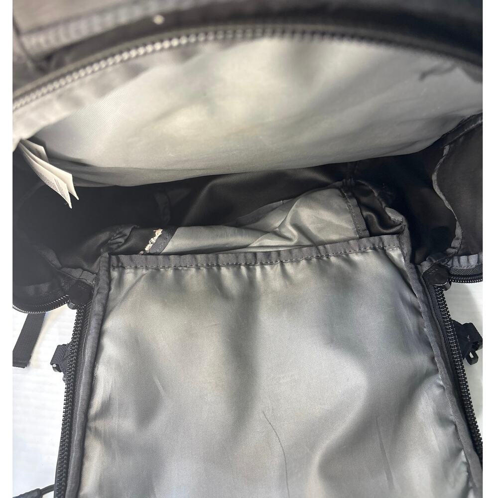 THE NORTH FACE Unisex Borealis Commuter Laptop Backpack Black One Size - Picture 11 of 13